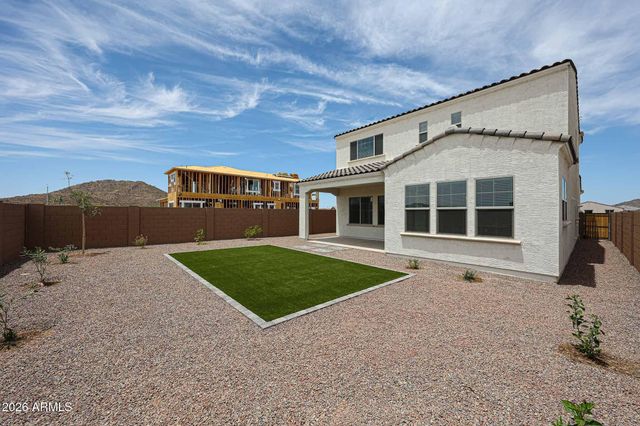 7695 W SMOKETREE Drive, Peoria, AZ 85383
