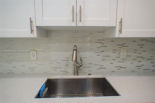 12800 SW 43rd Dr 210-B, Miami, FL 33175