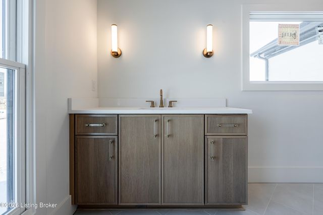 2905 Quarry Rd, Prospect, KY 40059