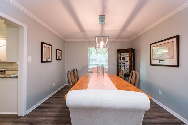 3 Coachlight Circle, Little Rock, AR 72227