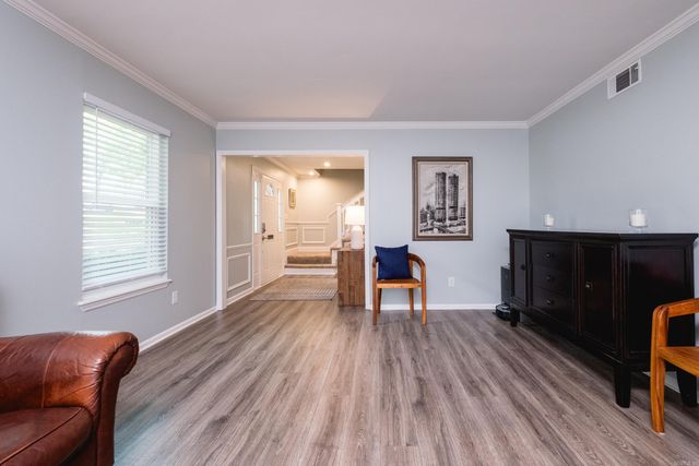 3 Coachlight Circle, Little Rock, AR 72227