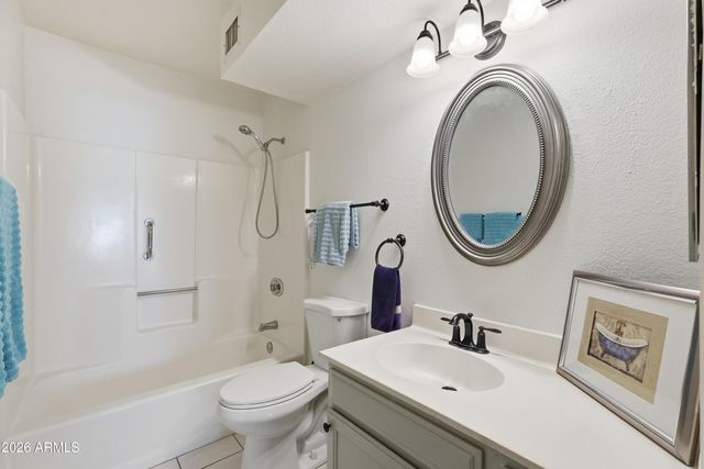 650 S ARROWWOOD Way, Mesa, AZ 85208