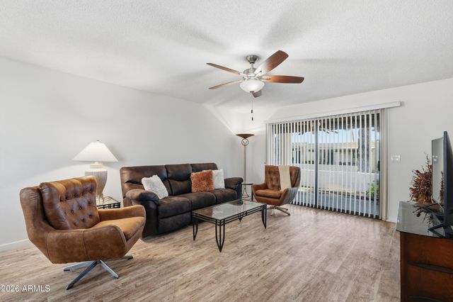 650 S ARROWWOOD Way, Mesa, AZ 85208