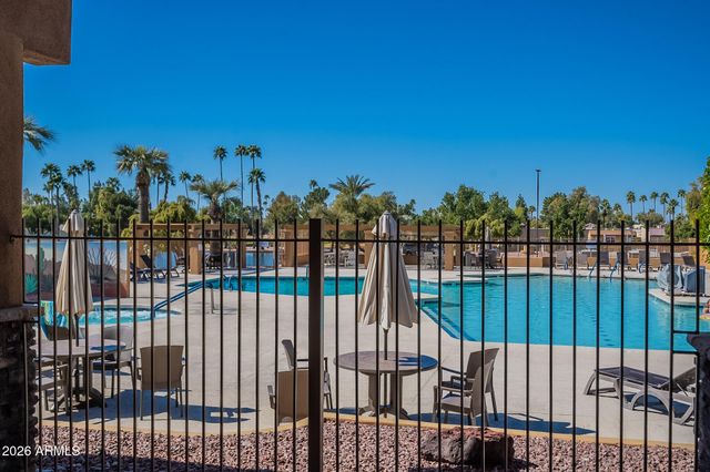 650 S ARROWWOOD Way, Mesa, AZ 85208