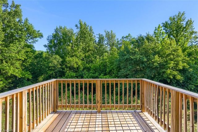 306 Beaumont Circle, Clemmons, NC 27012