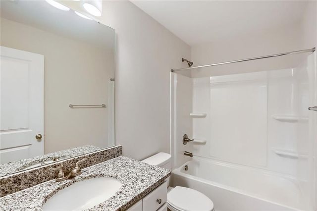 306 Beaumont Circle, Clemmons, NC 27012