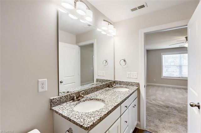 306 Beaumont Circle, Clemmons, NC 27012