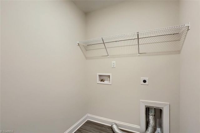 306 Beaumont Circle, Clemmons, NC 27012