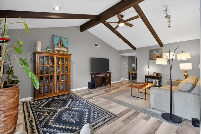 1211 Alder Tree Way, Sacramento, CA 95831