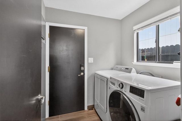 1211 Alder Tree Way, Sacramento, CA 95831