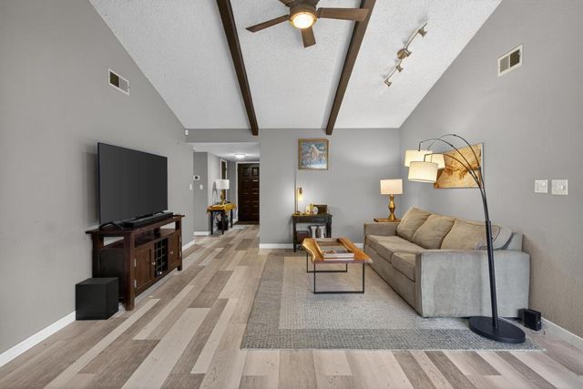 1211 Alder Tree Way, Sacramento, CA 95831