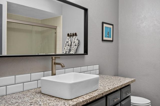 1211 Alder Tree Way, Sacramento, CA 95831