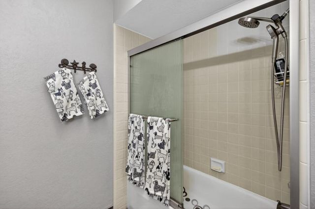 1211 Alder Tree Way, Sacramento, CA 95831