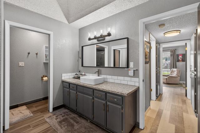 1211 Alder Tree Way, Sacramento, CA 95831