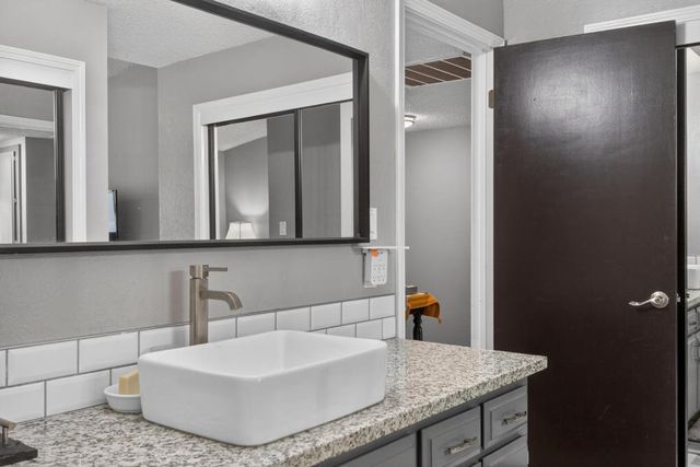 1211 Alder Tree Way, Sacramento, CA 95831