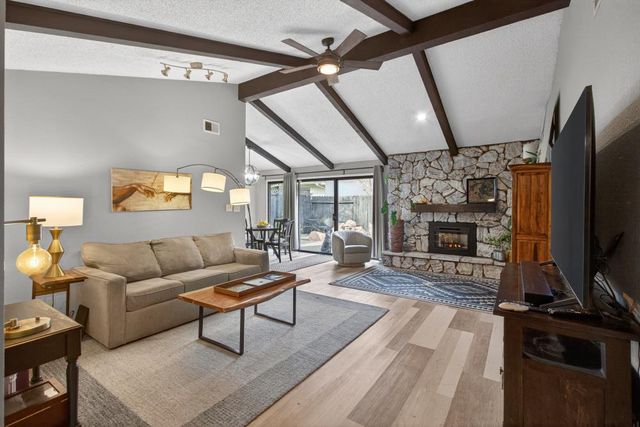 1211 Alder Tree Way, Sacramento, CA 95831