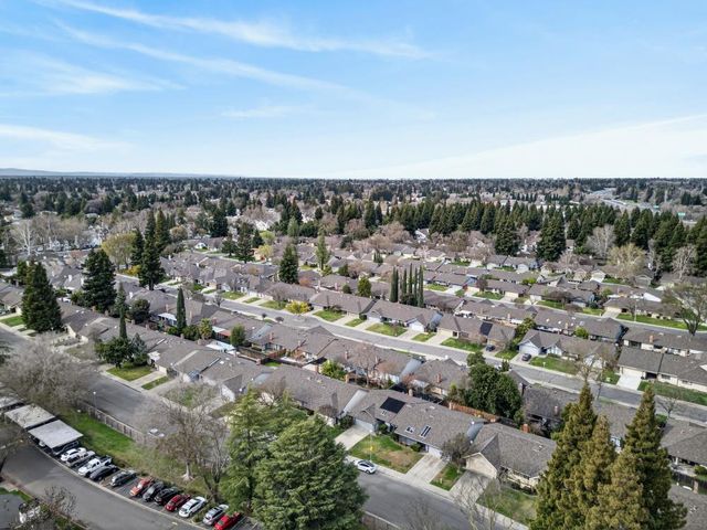 1211 Alder Tree Way, Sacramento, CA 95831