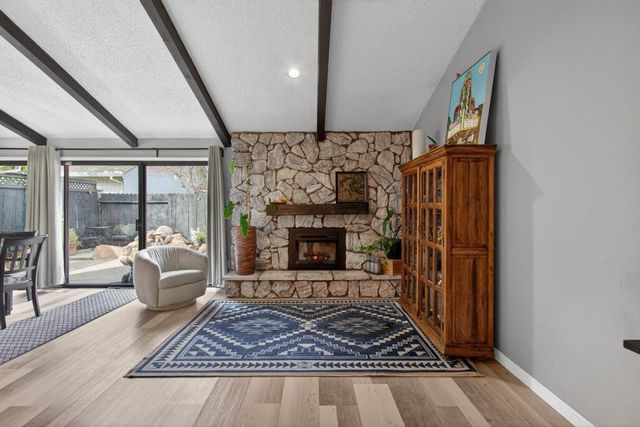 1211 Alder Tree Way, Sacramento, CA 95831