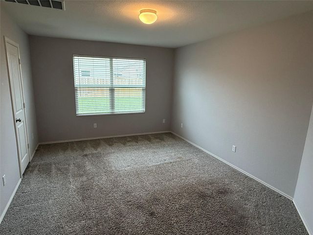 100 Granville CT, Jarrell, TX 76537