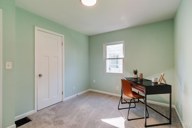 6017 Elbrook Avenue, Golf Manor, OH 45237