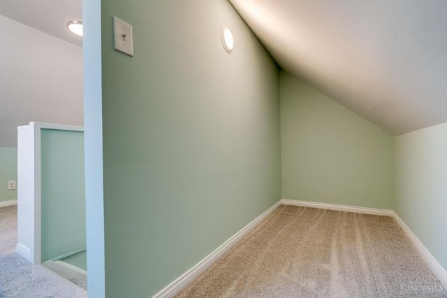 6017 Elbrook Avenue, Golf Manor, OH 45237
