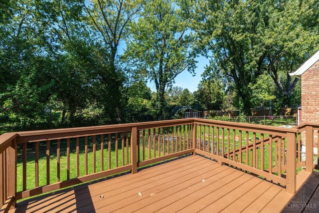 6017 Elbrook Avenue, Golf Manor, OH 45237