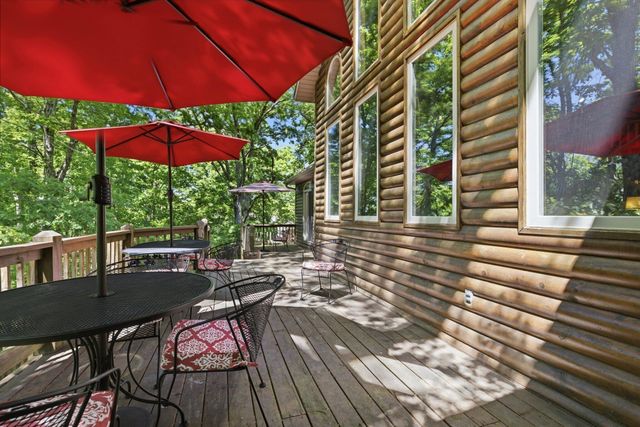 993 S Oak Ridge Road, Nixa, MO 65714