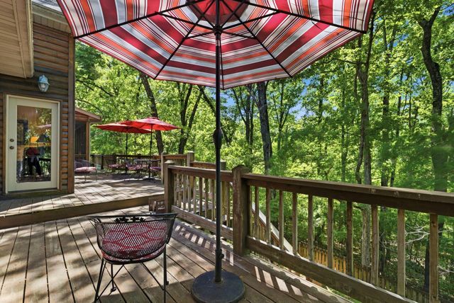 993 S Oak Ridge Road, Nixa, MO 65714