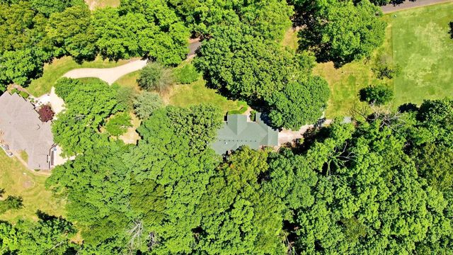 993 S Oak Ridge Road, Nixa, MO 65714
