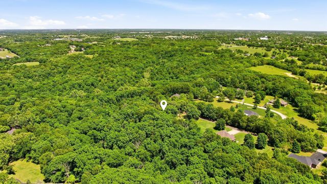 993 S Oak Ridge Road, Nixa, MO 65714