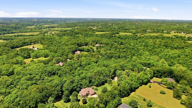 993 S Oak Ridge Road, Nixa, MO 65714