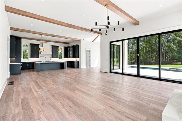245 Heatherton Way, Milton, GA 30009