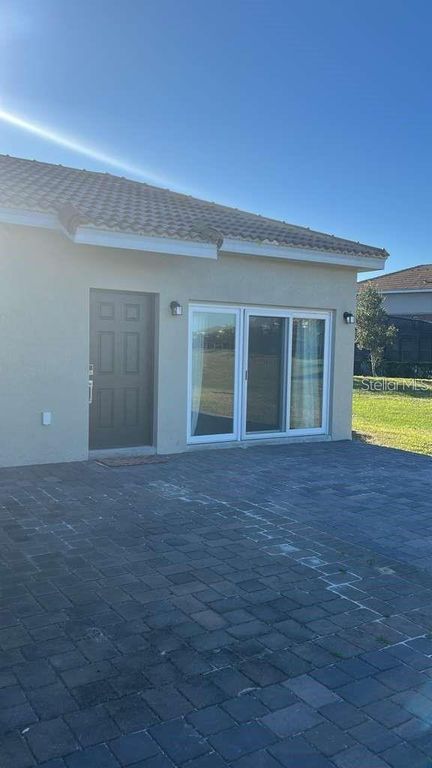 1019 OAK BLUFF DRIVE, Davenport, FL 33837
