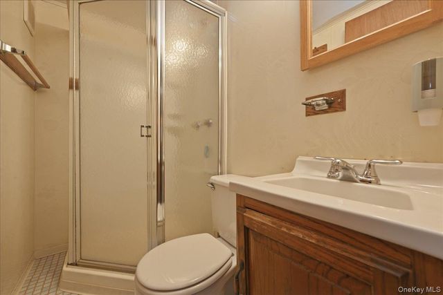 200 Edward Court, West Hempstead, NY 11552