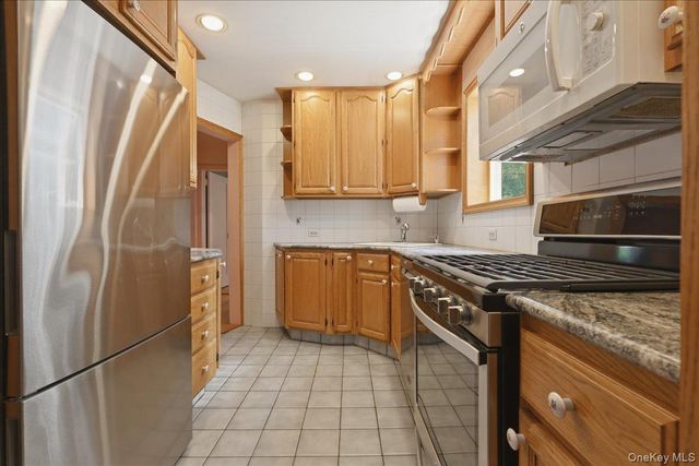 200 Edward Court, West Hempstead, NY 11552