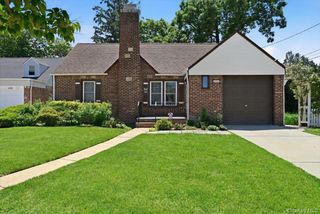 200 Edward Court, West Hempstead, NY 11552