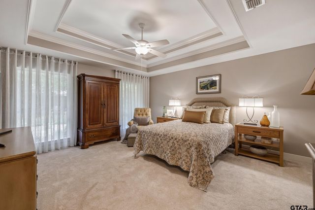 5723 Gloucester Dr, Tyler, TX 75707