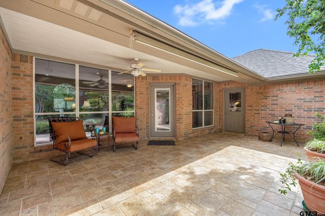 5723 Gloucester Dr, Tyler, TX 75707