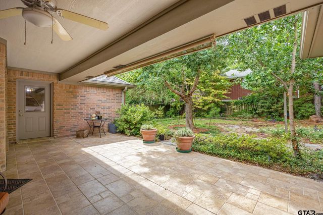 5723 Gloucester Dr, Tyler, TX 75707