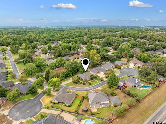 5723 Gloucester Dr, Tyler, TX 75707