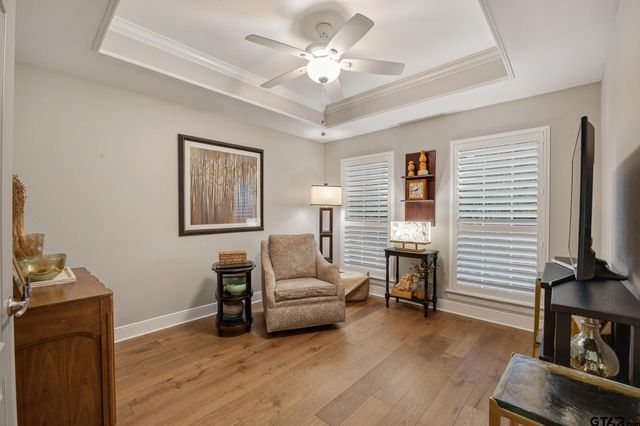5723 Gloucester Dr, Tyler, TX 75707