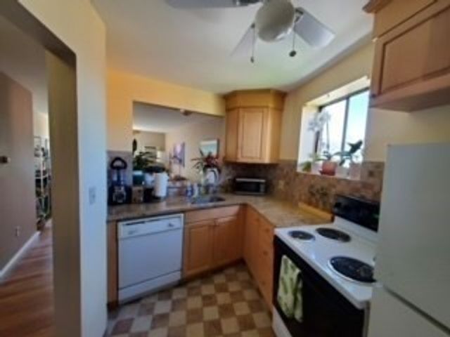 34 Babcock St. 403, Brookline, MA 02446