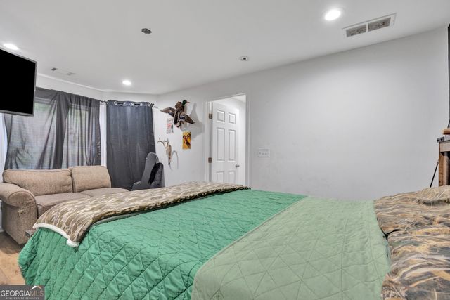 182 Long Piney Road, Mansfield, GA 30055