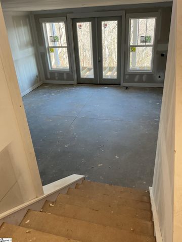 811 Raven Road, Landrum, SC 29356