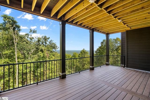 811 Raven Road, Landrum, SC 29356