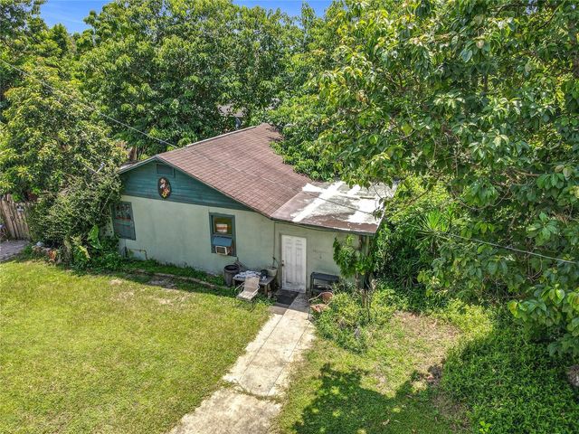1906 VINE STREET, Orlando, FL 32806