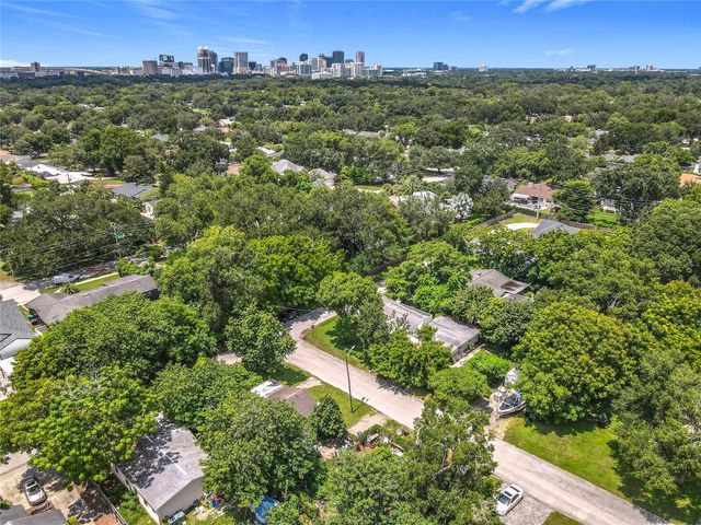 1906 VINE STREET, Orlando, FL 32806