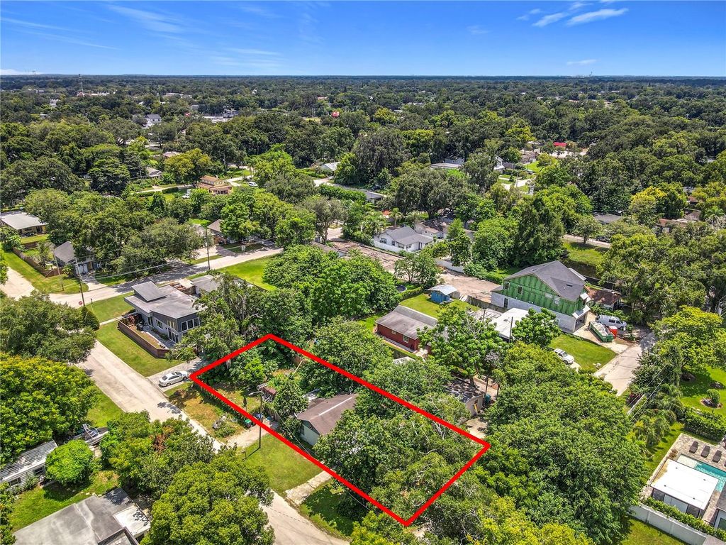1906 VINE STREET, Orlando, FL 32806