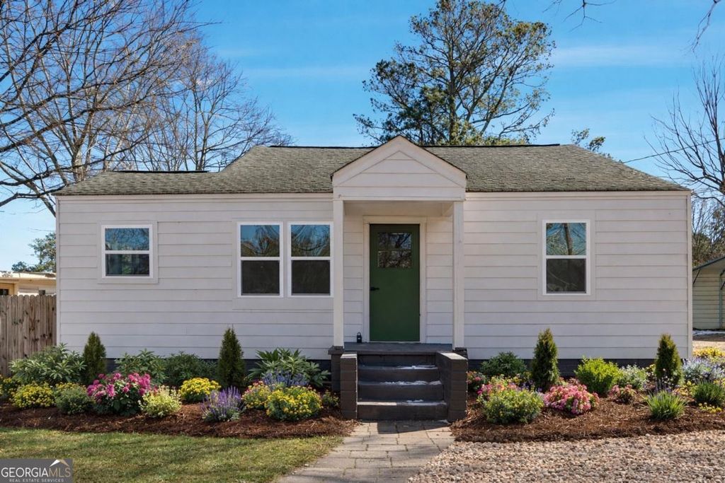 34 Wade Street, Winder, GA 30680