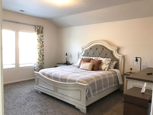 5805 Colfax Place NE, Rio Rancho, NM 87144